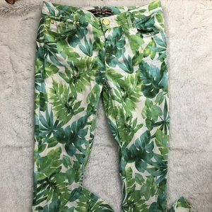 Womens Green/White Leaf Print Denim Leggings. 30